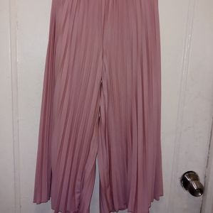 💝NEW💝 Women's pleated pink pant